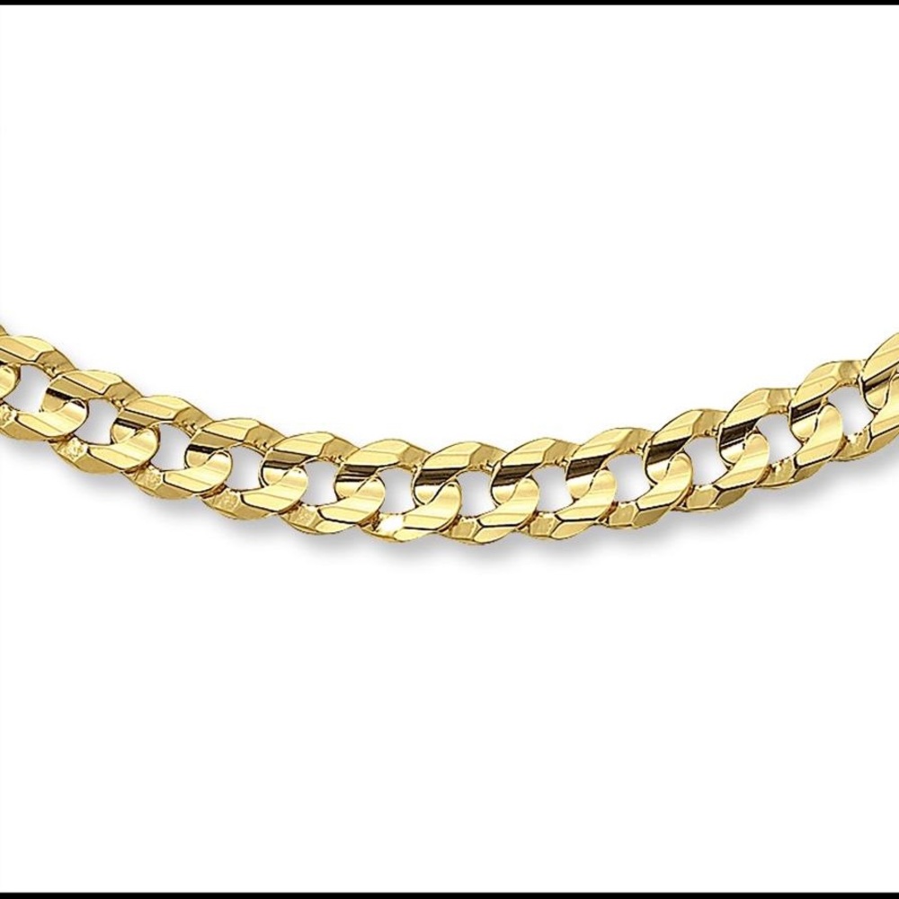 Gold Cuban chain and bracelet in 10k yellow gold.